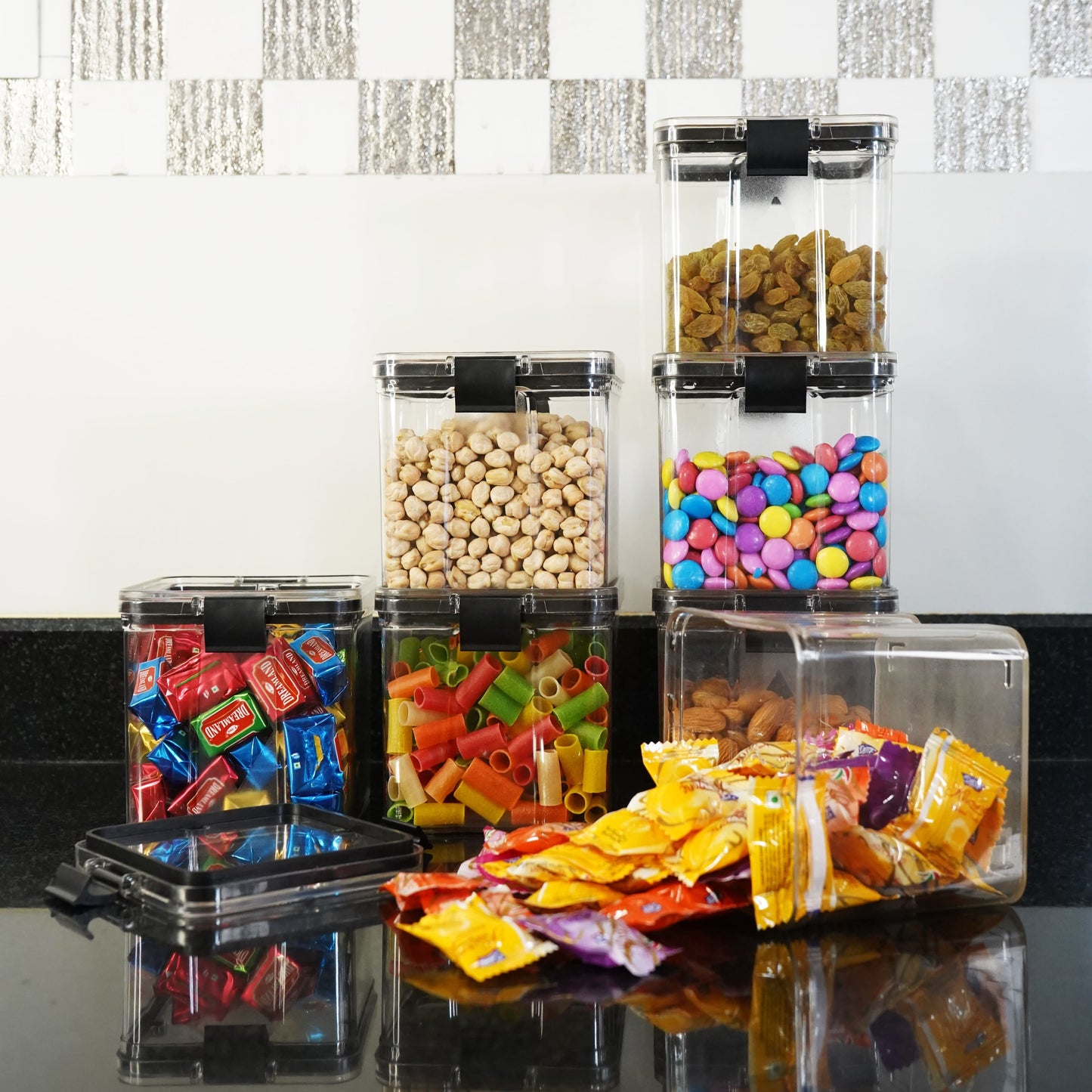 700ml Air-Tight Kitchen Storage Containers