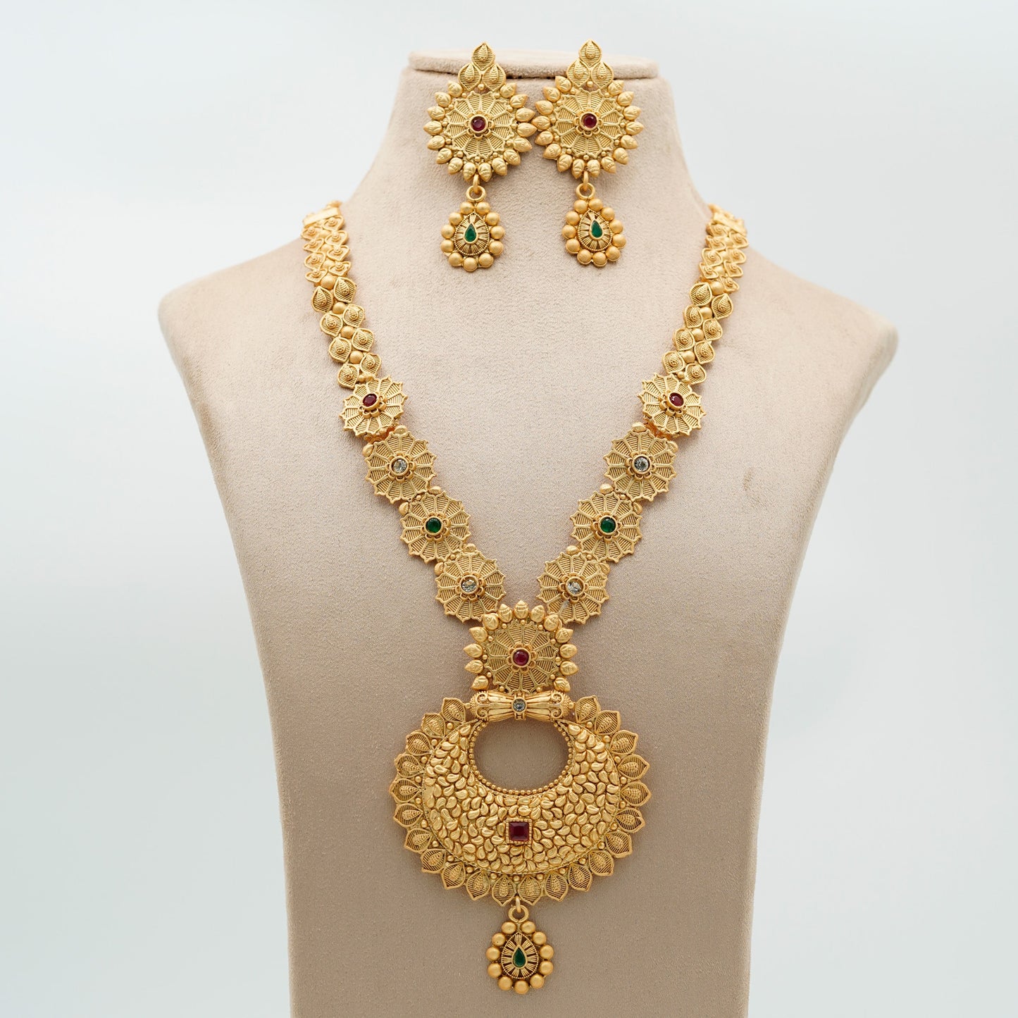 Necklace & Earrings Jewellery Set